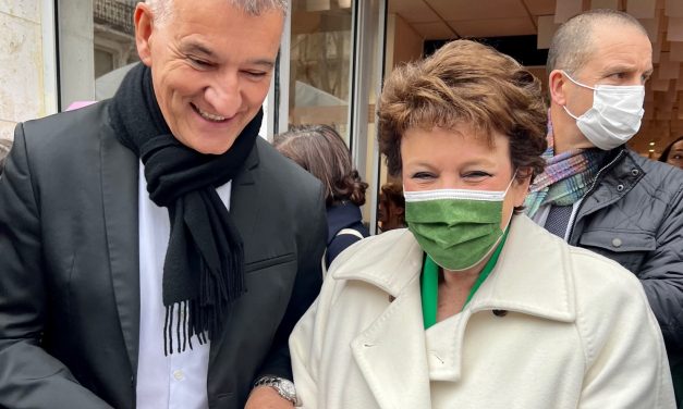 Roselyne Bachelot au studio SNCF du Festival International de la Bande Dessinée